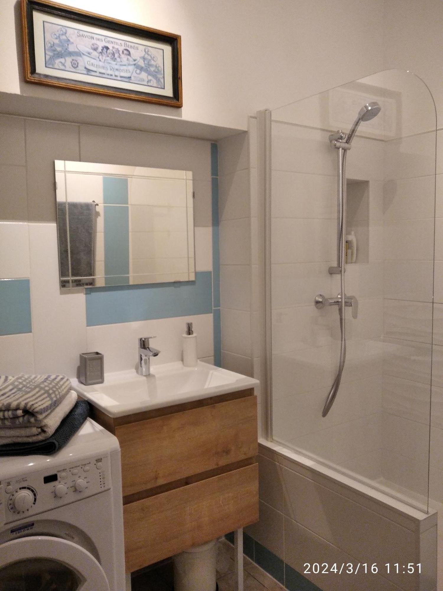 Le Grenier Maufoux Apartment Бон Екстериор снимка